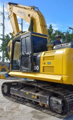 Komatsu Excavator PC200 8N1 - Image 10