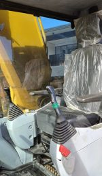 Komatsu Excavator PC200 8N1 - Image 5